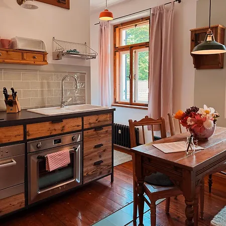 Individuelles Kreativ-apartment Direkt Am Kochelsee Apartment